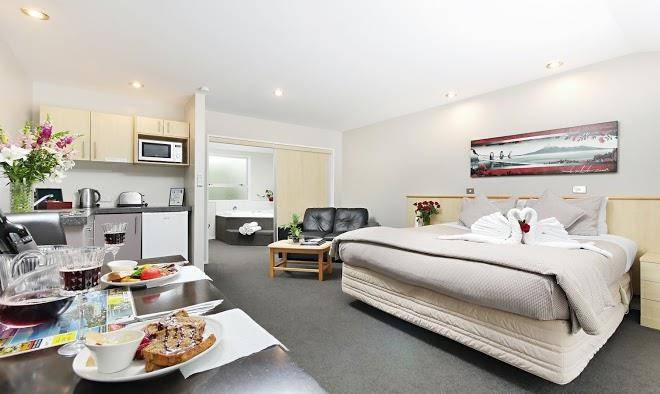 Arthur's court motor lodge