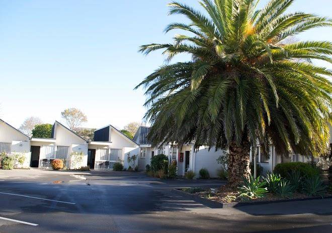Diplomat motel