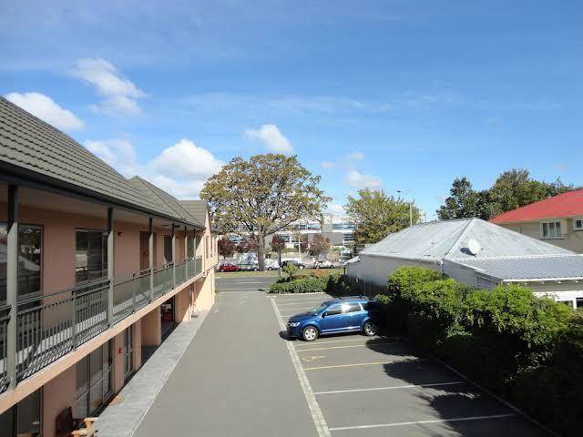 Bealey avenue motel