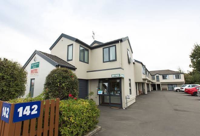 Riccarton mall motel