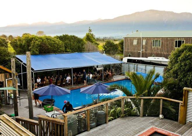Dusky lodge & backpackers tbg