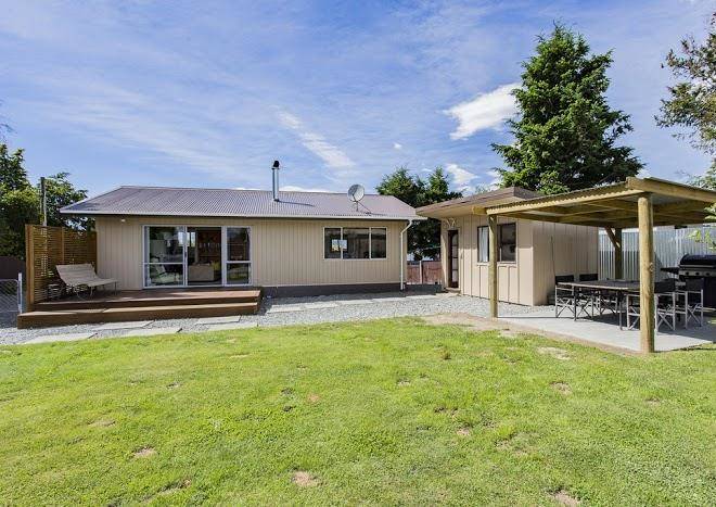 Book Twizel Holiday Home Rejuvenate On Rata Image
