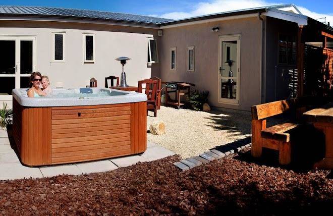 Springfield Motel & Lodge Image