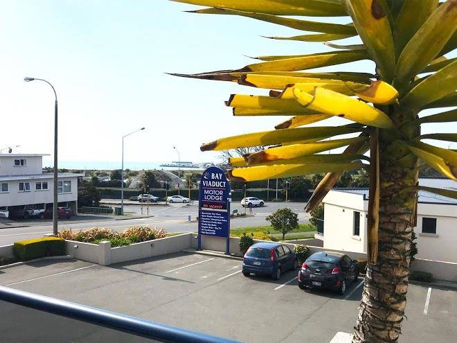 Bay viaduct motor lodge
