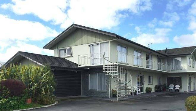Lilybrook motels