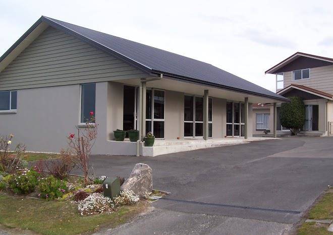 Kingswood motel