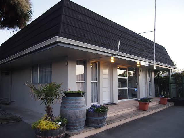 Montana lodge motel