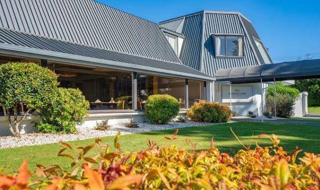 Scenic hotel marlborough