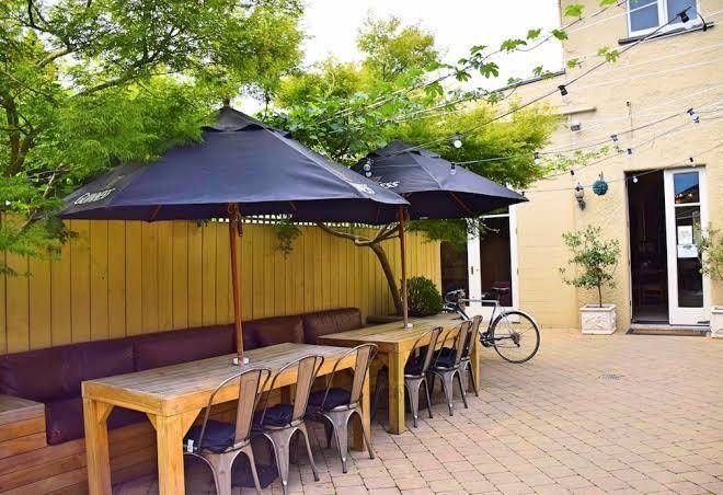 The prince albert backpackers & bar