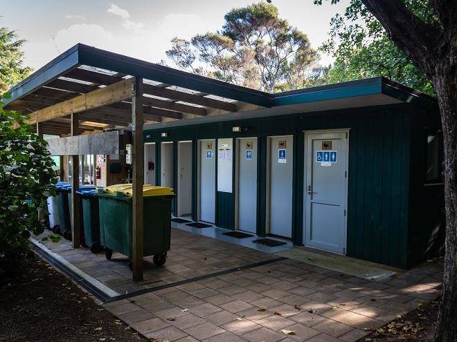 Aroha island eco centre & holiday accommodation