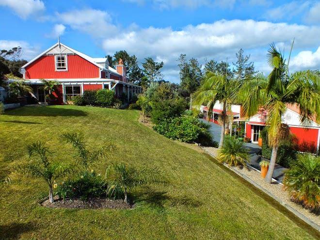 Fantail mill accommodation water front retreat