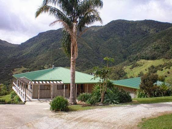 Waiotemarama falls lodge