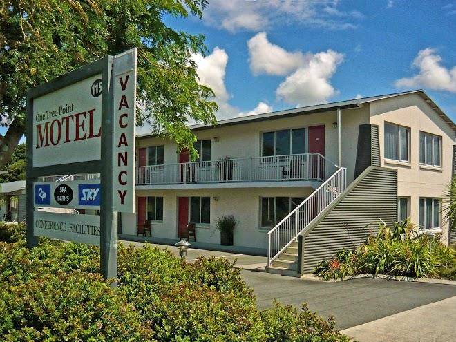 One tree point motel
