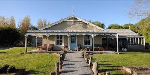Peter's farm lodge
