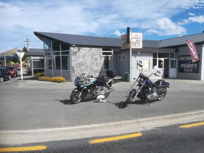 Oak tree inn