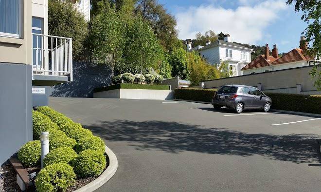 Bluestone On George Image