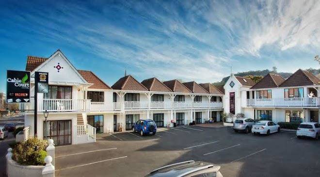 Cable court motel