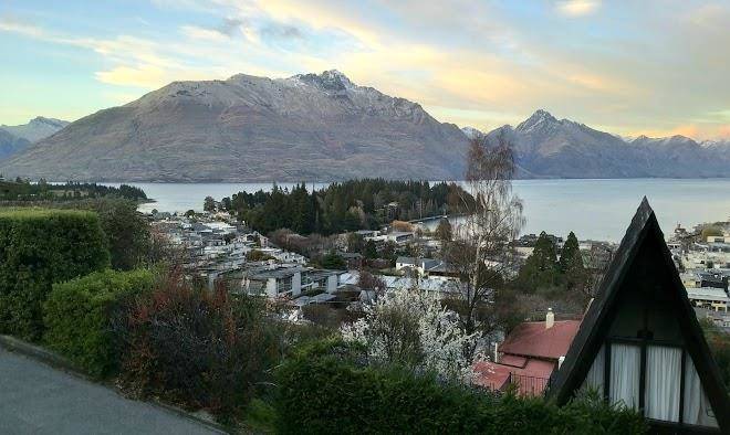 Lake View Queenstown Image