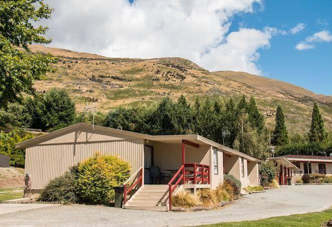 Mt Aspiring Holiday Park Image