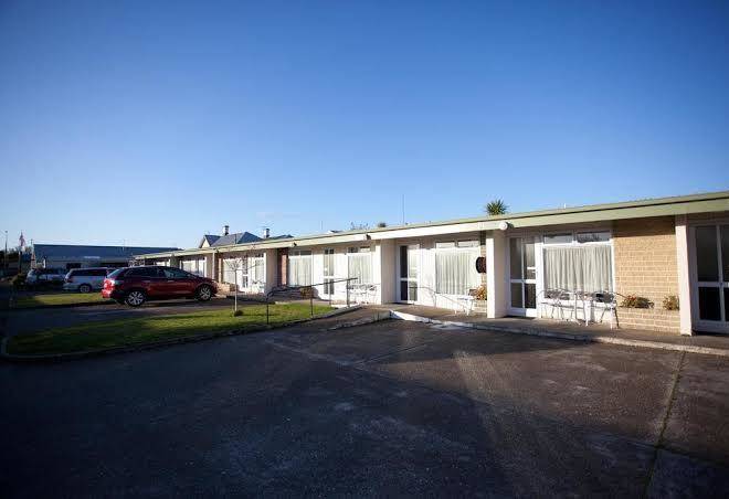 45 on avenal motel