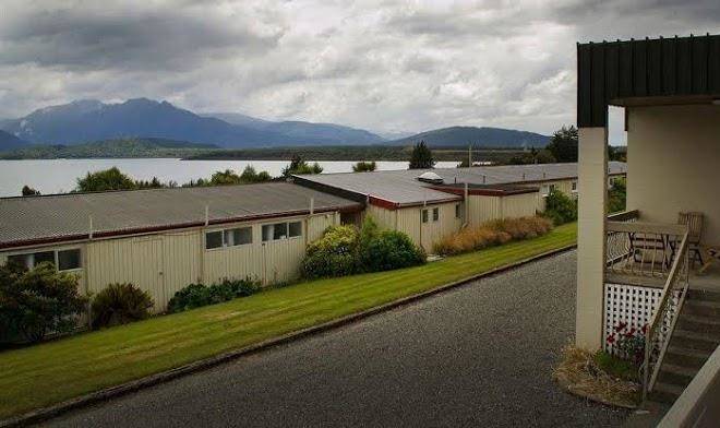Manapouri Lakeview Motor Inn Image