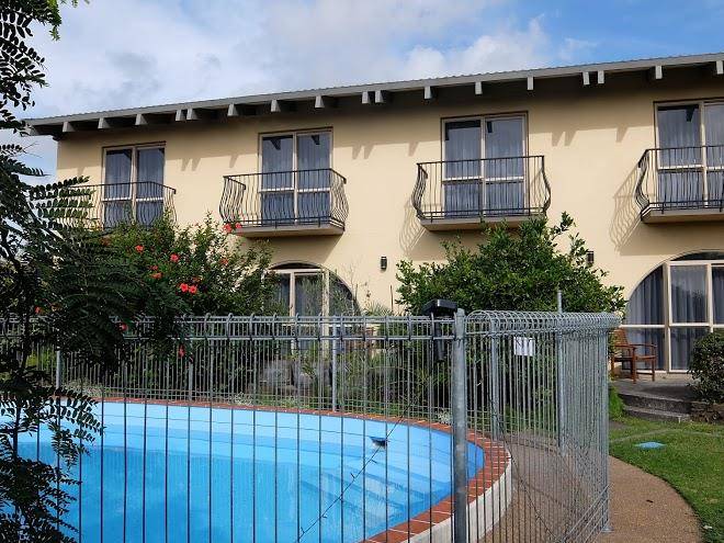 299ondevonwest Motel Image