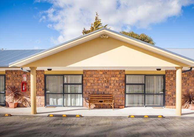 Antonio Mews Motel Image