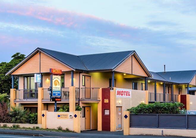 Nautilus lodge motel
