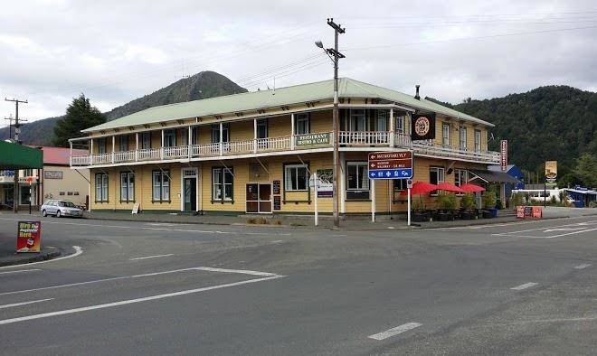 The commercial cafe