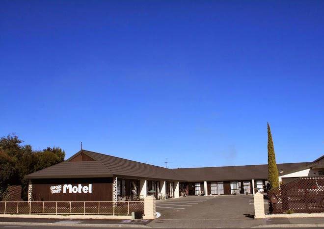 Oxford court motel