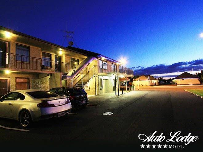 Auto Lodge Motel Image