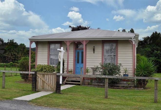 Traxx accommodation waihi