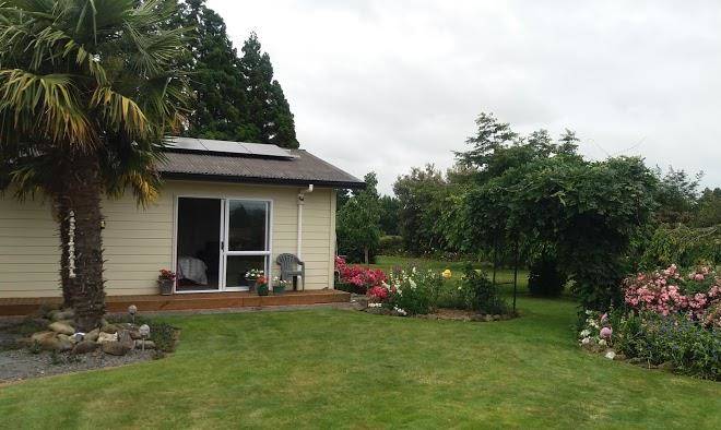 Kaimai sunset b & b