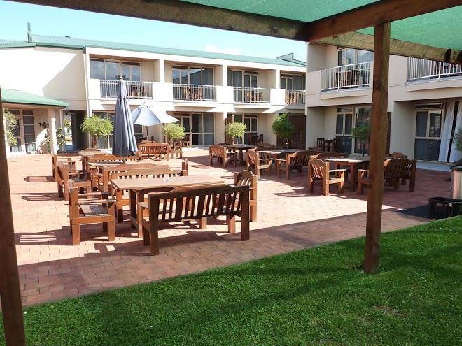 Raglan Sunset Motel Image