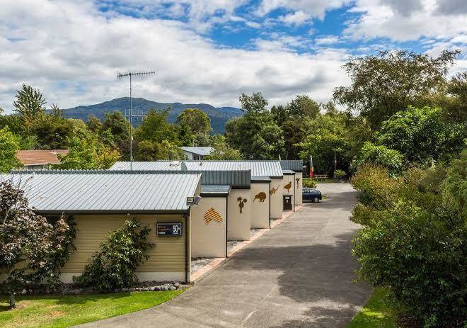 Judges Pool Motel Image