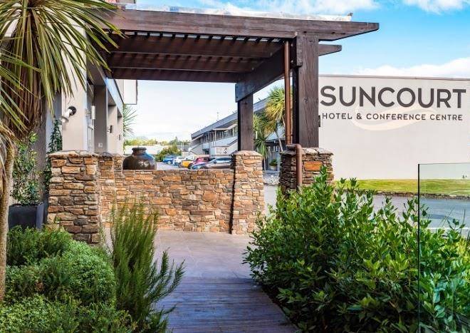 Suncourt hotel & conference centre