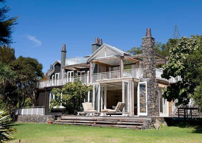 970 lonely bay lodge