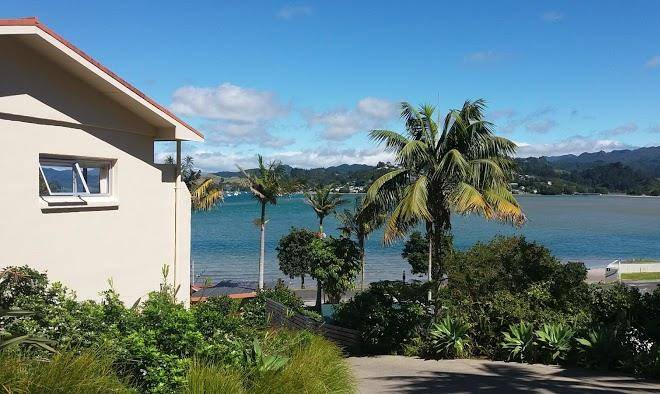 Paku Lodge Resort Motel Image