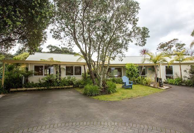 Tatahi Lodge Beach Resort Image