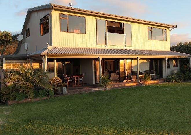Te puru beach lodge