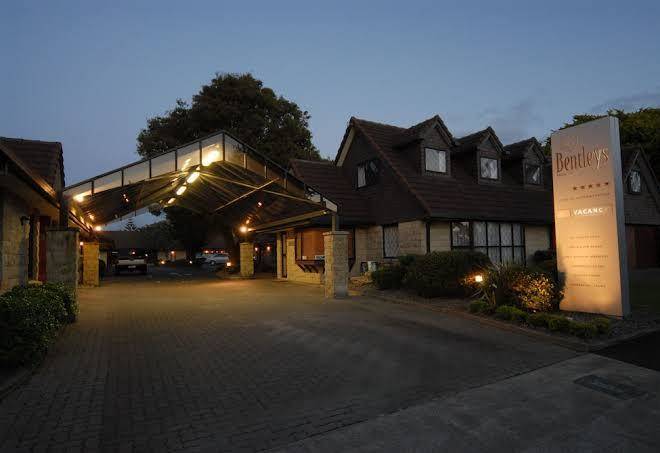 Bentleys motor inn