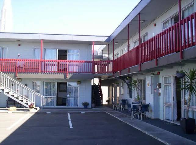 Broadway motor inn