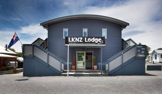 Lknz lodge & backpackers