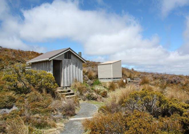 Mangatepopo hut