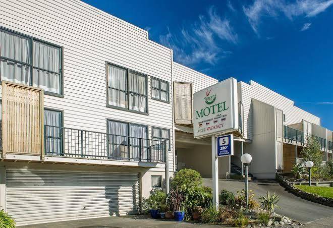 Wrights by the sea motel