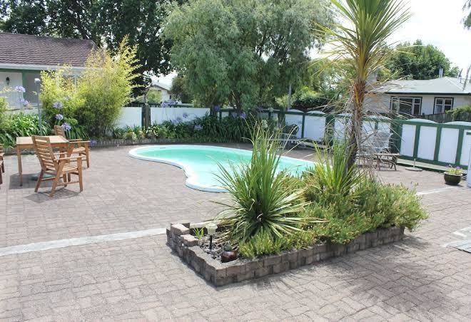 Acorn estate motel masterton