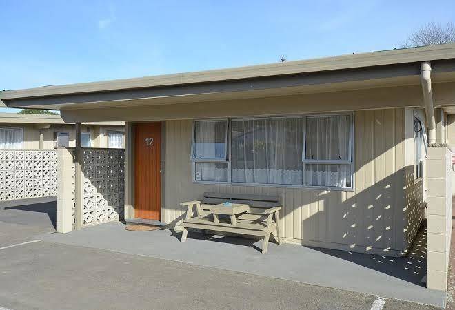 Trentham motel