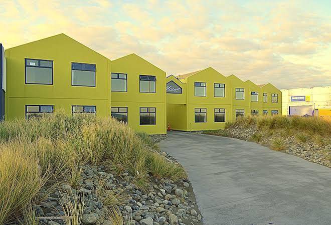 Airport motel