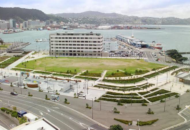 Bay plaza hotel