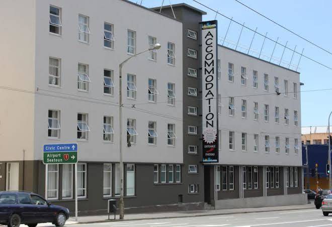 Lodge in the city